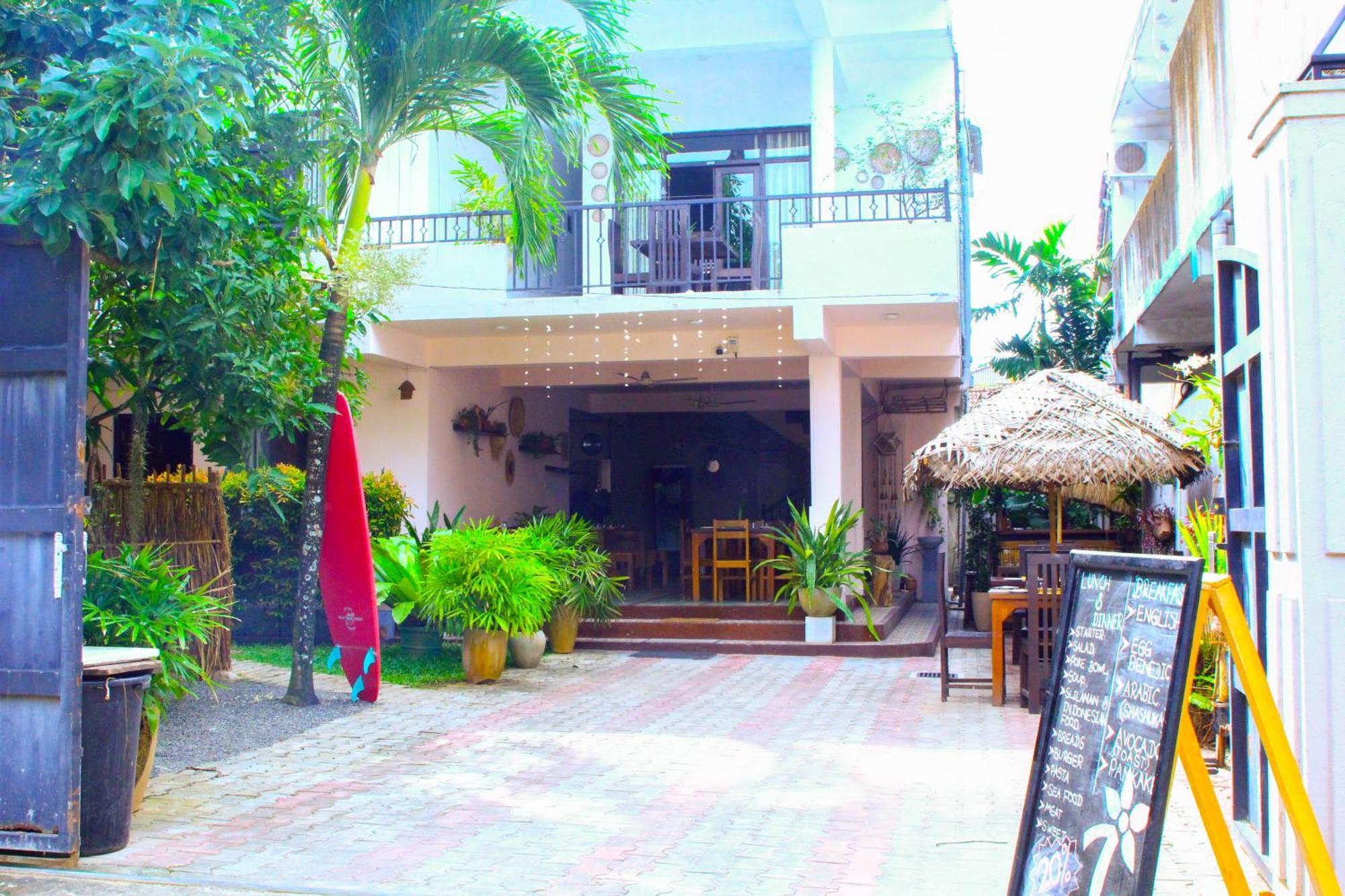7Elements - Boutique Hotel & Restaurant Уелигама Екстериор снимка